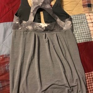 Lululemon tank with built in bra